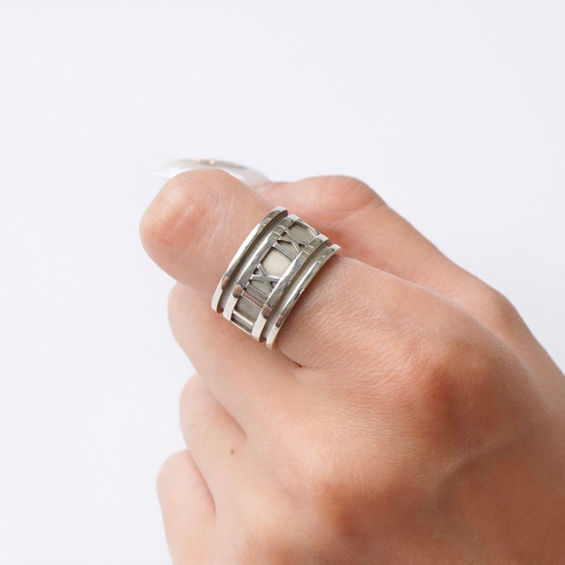 1990's Atlas Silver Ring - NEWSED