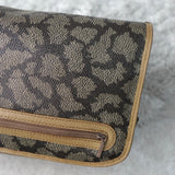 1990's Cassandra Logo Giraffe Pattern Clutch Bag - NEWSED