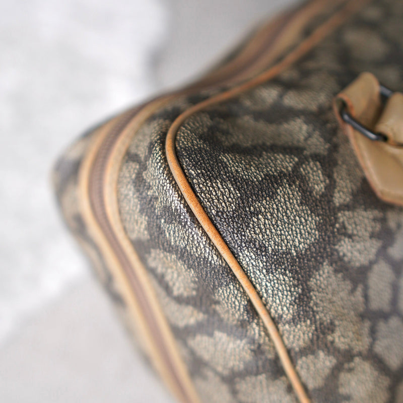 1990's Cassandra Logo Giraffe Pattern Mini Boston Bag - NEWSED