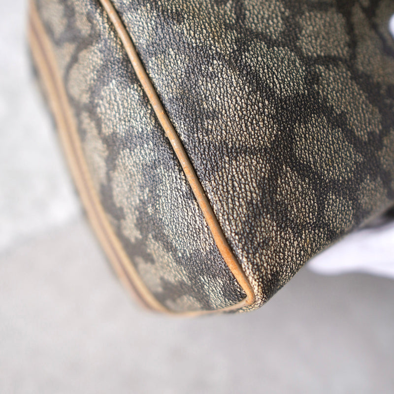 1990's Cassandra Logo Giraffe Pattern Mini Boston Bag - NEWSED