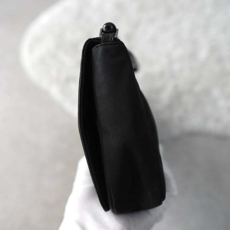 1990's Malice One Shoulder Bag｜Made in Italy - NEWSED
