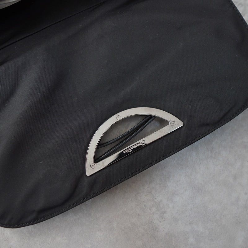 1990's Malice One Shoulder Bag｜Made in Italy - NEWSED