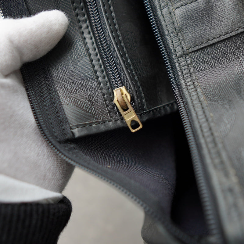 1990's Shadow Trotter Leather Boston Bag - NEWSED