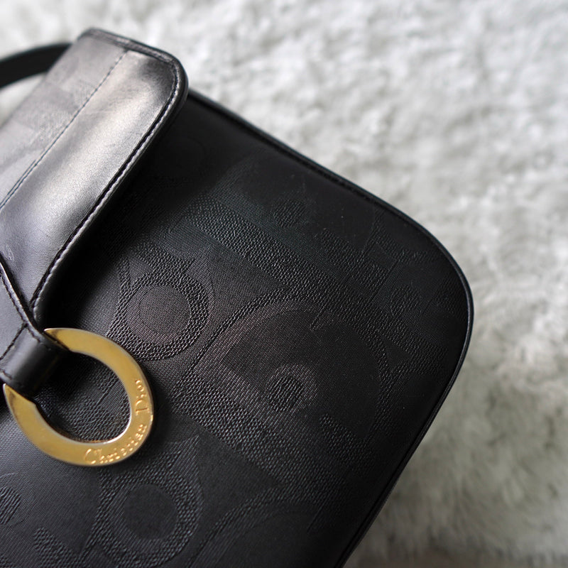 1990's Shadow Trotter Leather Shoulder Bag - NEWSED