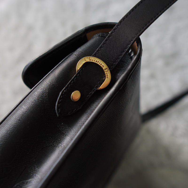 1990's Shadow Trotter Leather Shoulder Bag - NEWSED
