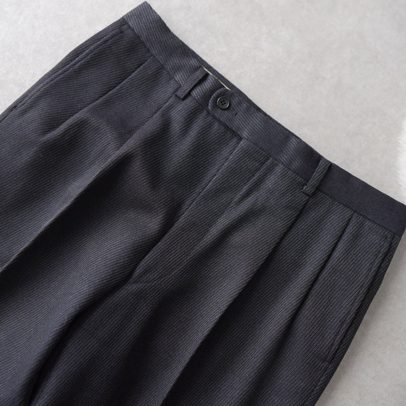 1990's Two - tuck Trousers - NEWSED