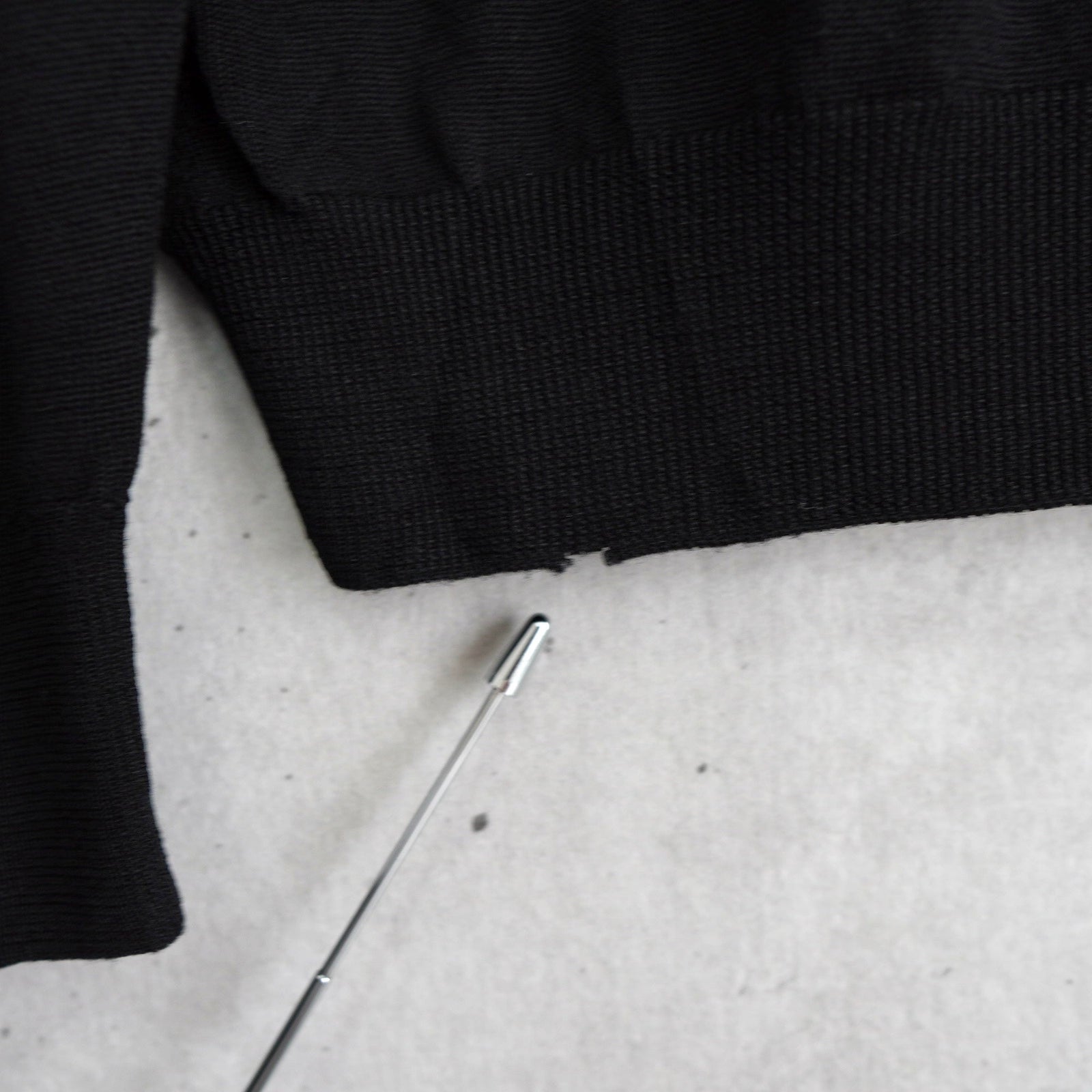 1990's イヴ・サンローラン カサンドラロゴ YSLロゴ ニット