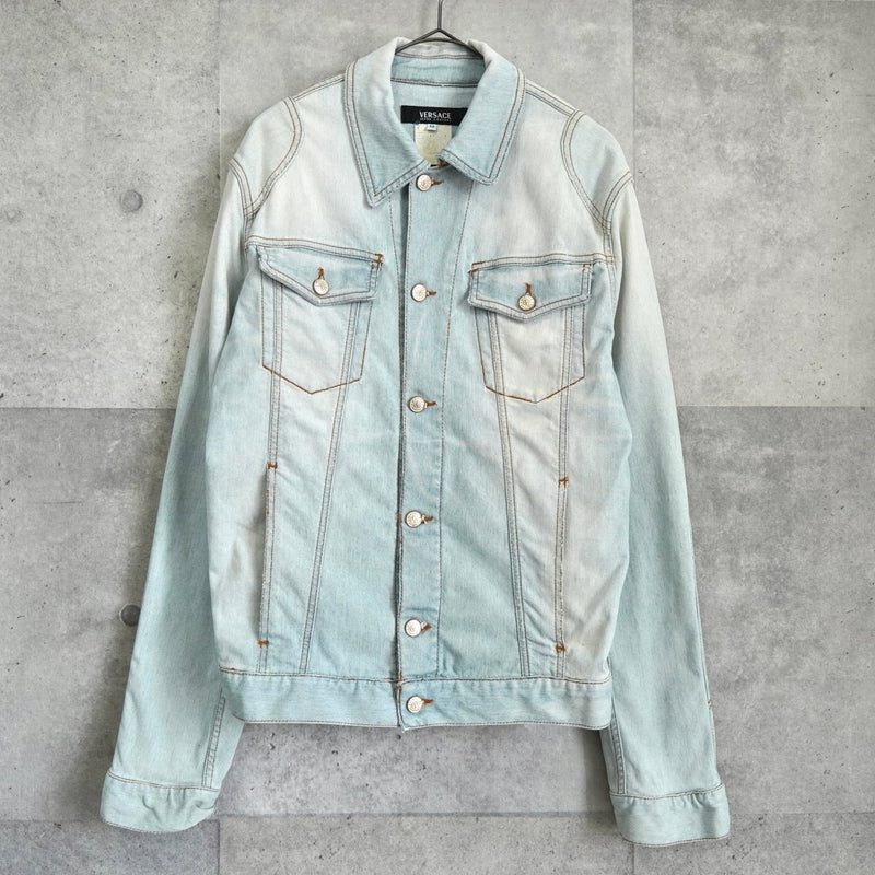 ヴェルサーチ 1990's〜2000's バッグロゴ ウォッシュ加工 デニムジャケット ブルー - NEWSED