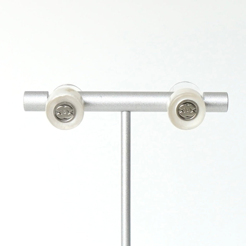 シャネル 1999年製 ココマーク プラスチック サークル ピアス ホワイト