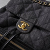 Chanel No. 2 旋锁 Matelasse 牛仔布/皮革背包（黑色）