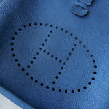 エルメス 2014年製 エブリンIIIGM トリヨンクレマンス SV金具 □R刻 ショルダーバッグ ブルーパラダイス 箱付き - NEWSED