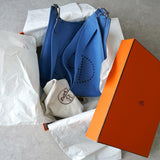 エルメス 2014年製 エブリンIIIGM トリヨンクレマンス SV金具 □R刻 ショルダーバッグ ブルーパラダイス 箱付き - NEWSED