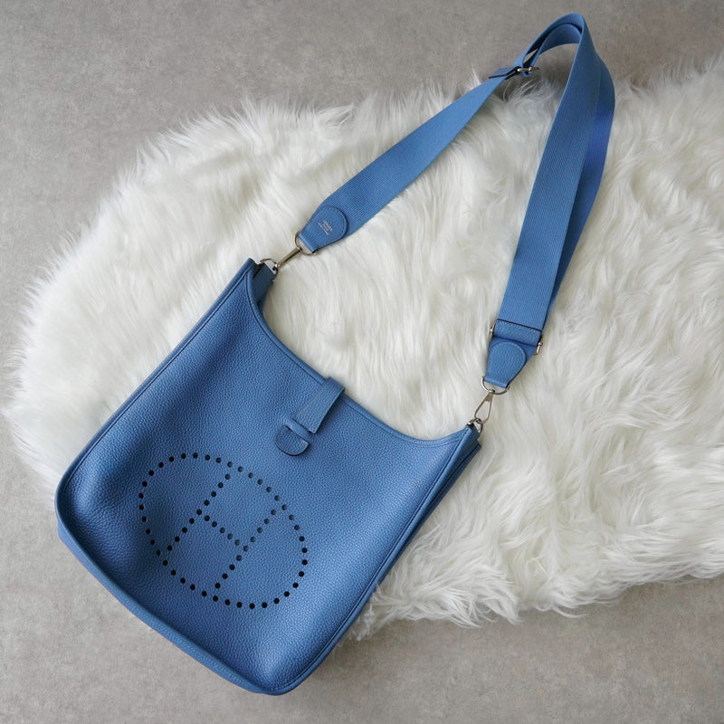 エルメス 2014年製 エブリンIIIGM トリヨンクレマンス SV金具 □R刻 ショルダーバッグ ブルーパラダイス 箱付き - NEWSED