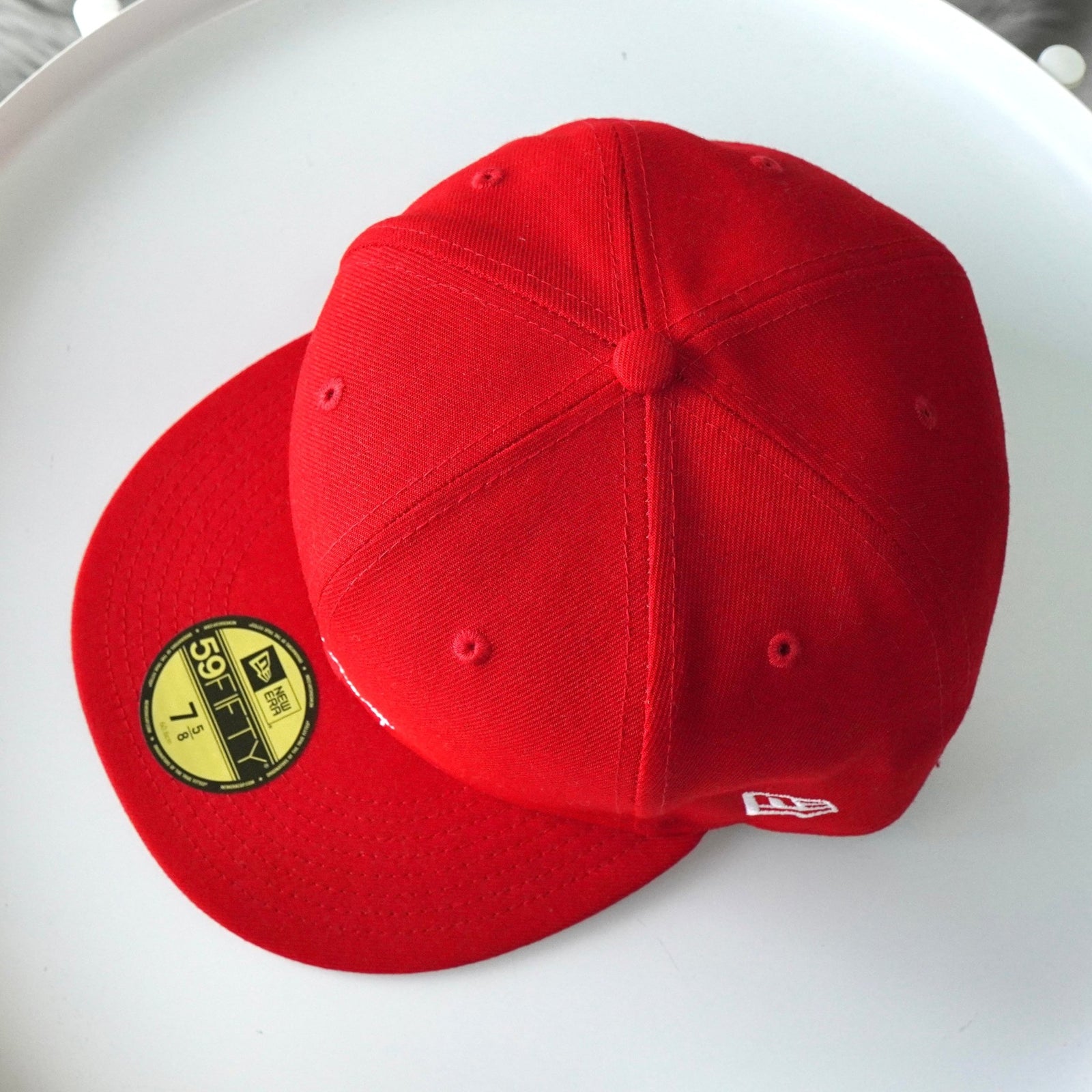 シュプリーム × ニューエラ 2021SS リバースボックスロゴ キャップ