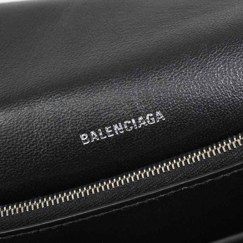 バレンシアガ クラッシュ レザー スリングバッグ ワンショルダーバッグ ブラック