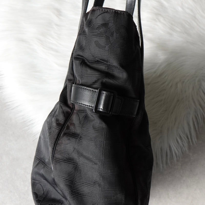 シャネル ニュートラベルライン GM トートバッグ ブラック 7桁6番台