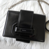 Prada City 小牛皮链条单肩包（黑色）