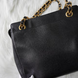 シャネル ロゴ キャビアスキン チェーン ショルダーバッグ  ブラック