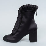 シャネル 25AW ギャザーサテン ココマーク アンクルブーツ ブラック 37 1/2C / 24.0〜24.5cm 未使用品 - NEWSED