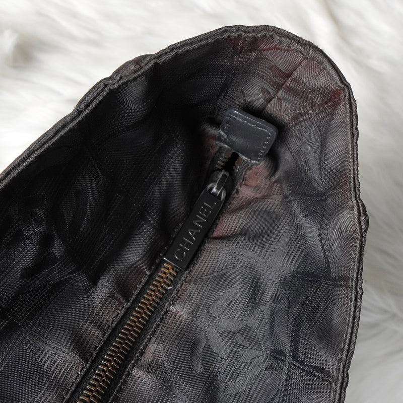 シャネル ニュートラベルライン GM トートバッグ ブラック 7桁6番台