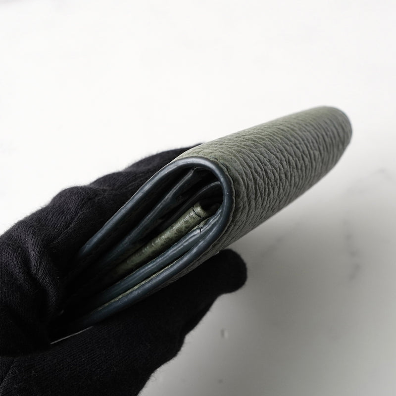 メゾン マルジェラ 四つタグ レザー 二つ折り財布 コンパクトウォレット カーキ 箱付き