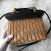 Salvatore Ferragamo Margot 皮革两用篮包、手提包、单肩包、黑色