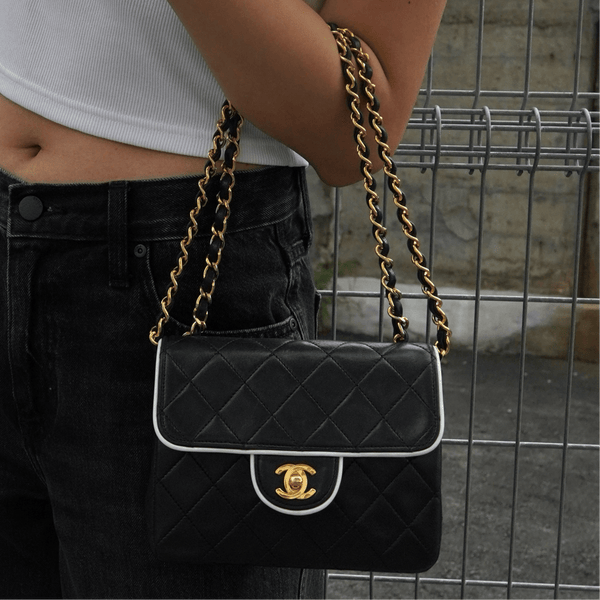 シャネル ココマーク ミニマトラッセ ターンロック ラムスキン 2way