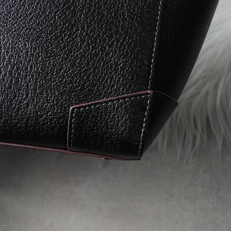 ヴィヴィアン ウエストウッド オーブ レザー 2way ハンドバッグ ショルダーバッグ ブラック - NEWSED