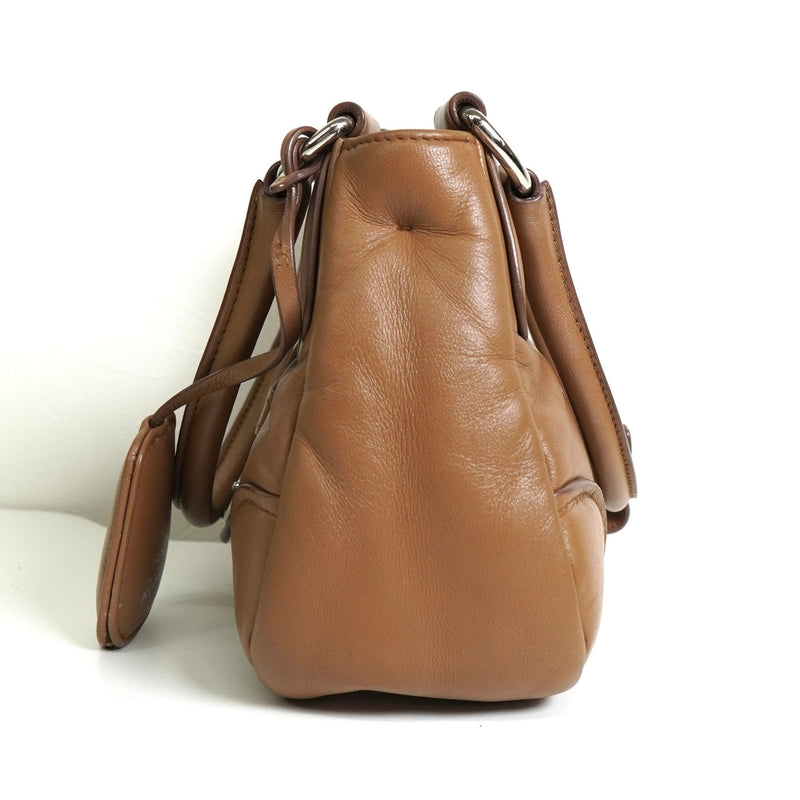 プラダ トライアングルロゴ サフィアーノ レザー 2way ハンドバッグ ショルダーバッグ ブラウン - NEWSED