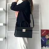ジバンシィ ロゴ金具 レザー 2way ハンドバッグ / ショルダーバッグ ブラック - NEWSED