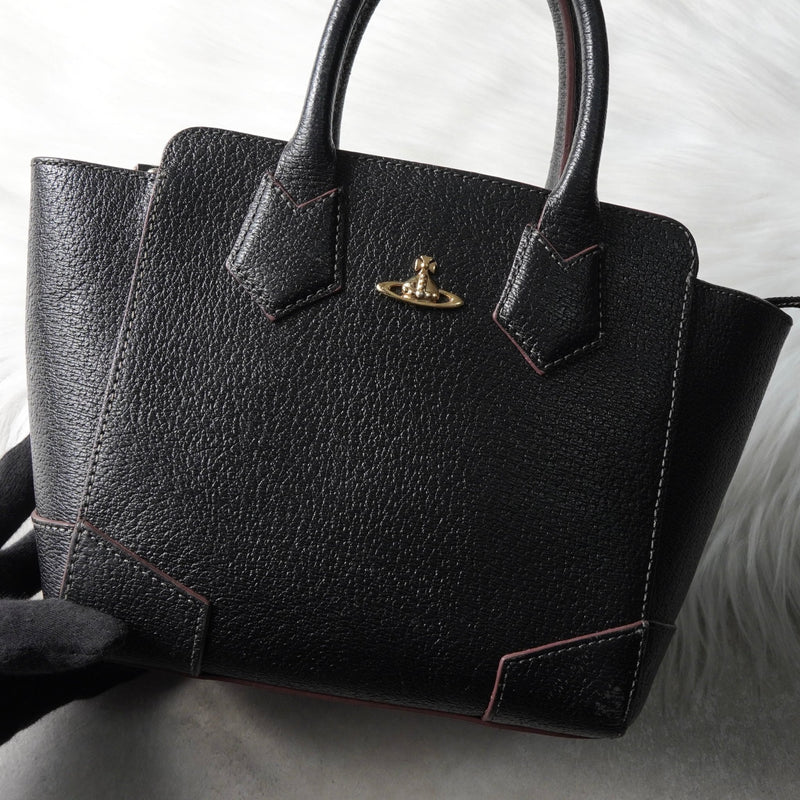 ヴィヴィアン ウエストウッド オーブ レザー 2way ハンドバッグ ショルダーバッグ ブラック - NEWSED