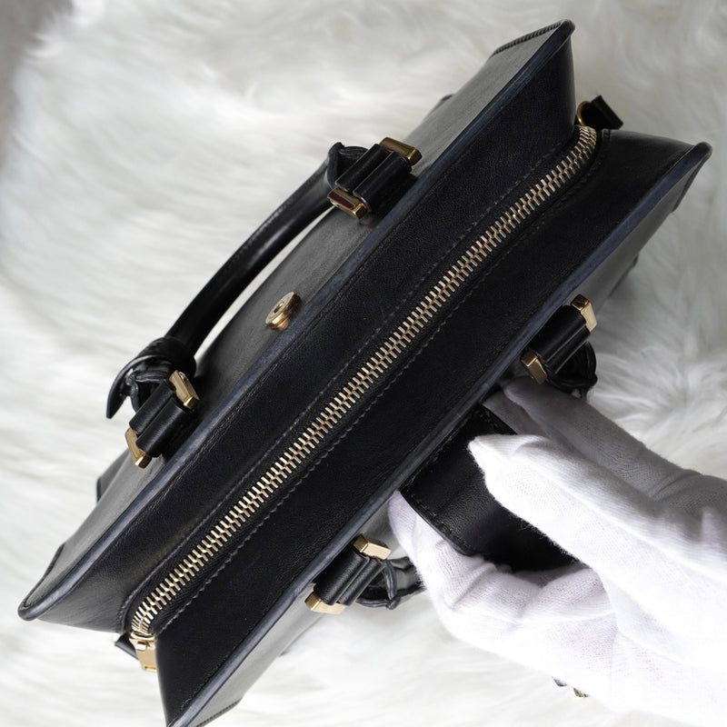 イヴサンローラン べイビーカバス レザー 2way ショルダーバッグ ハンドバッグ ブラック - NEWSED