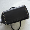 Valentino Garavani Rockstud 黑色皮革两用手提包/单肩包