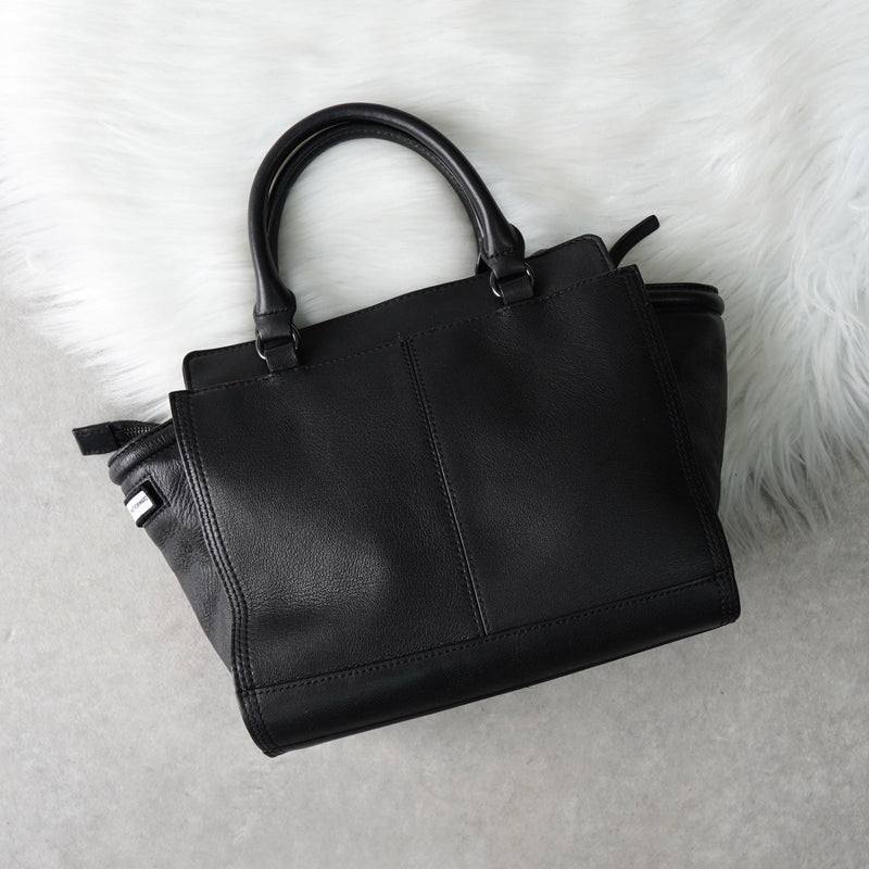 ディーゼル アイコン レザー 2way ハンドバッグ ショルダーバッグ ブラック - NEWSED