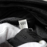 プラダ テスートナイロン / サフィアーノレザー 三角プレート 2way ハンドバッグ ショルダーバッグ ブラック - NEWSED