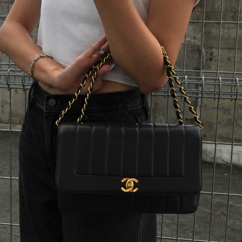 シャネル ココマーク マドモアゼル ターンロック ラムスキン 2way チェーン ショルダーバッグ ブラック 4番台7桁