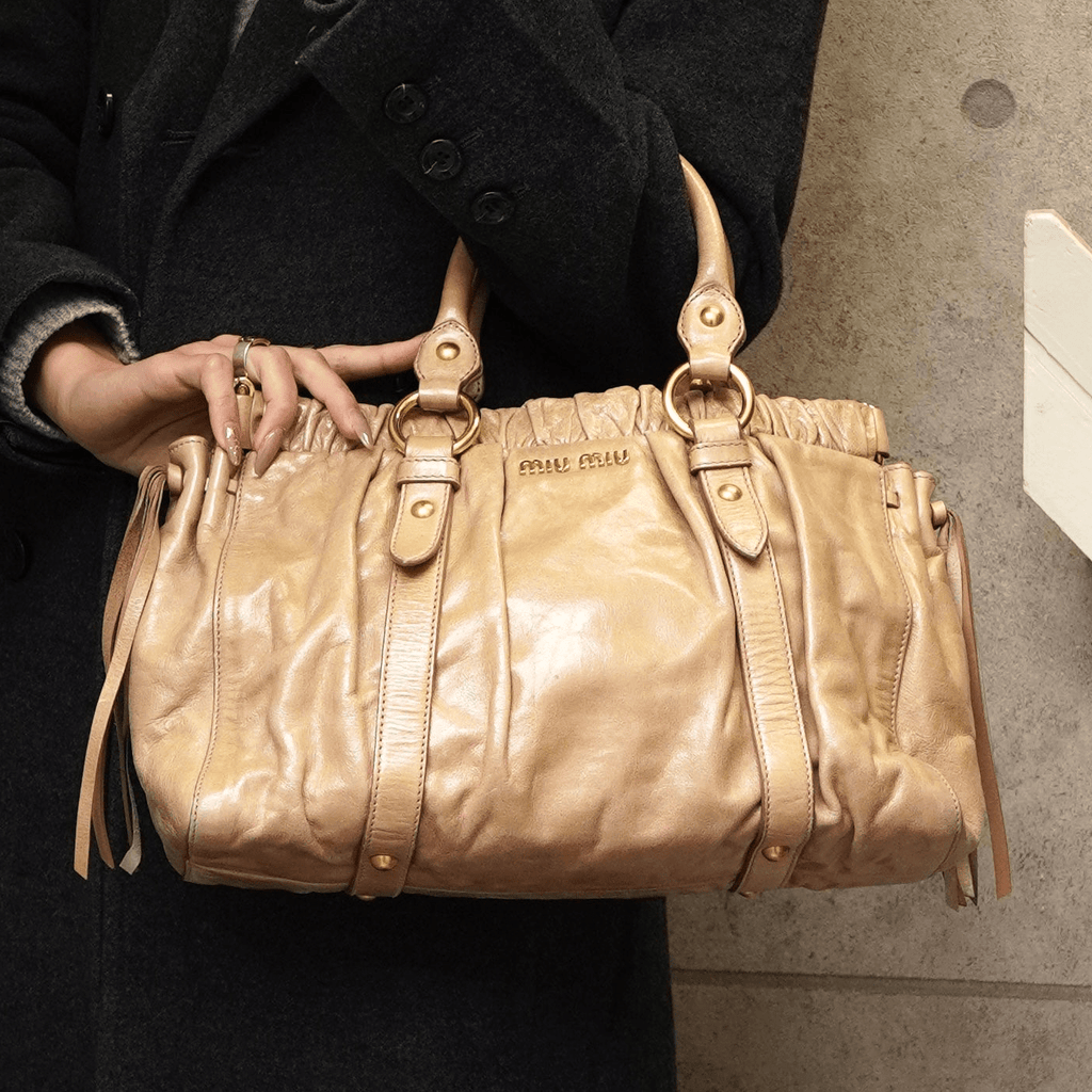 ミュウミュウ レザー 2way ハンドバッグ ショルダーバッグ ベージュ