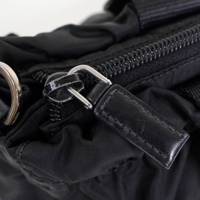 プラダ テスート ポコノ ナイロン トライアングルロゴ ギャザー 2way ハンドバッグ ショルダーバッグ ブラック - NEWSED