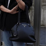 プラダ サフィアーノ レザー 2way トートバッグ ショルダーバッグ ブラック - NEWSED