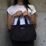 プラダ テスート ポコノ ナイロン トライアングルロゴ ギャザー 2way ハンドバッグ ショルダーバッグ ブラック - NEWSED