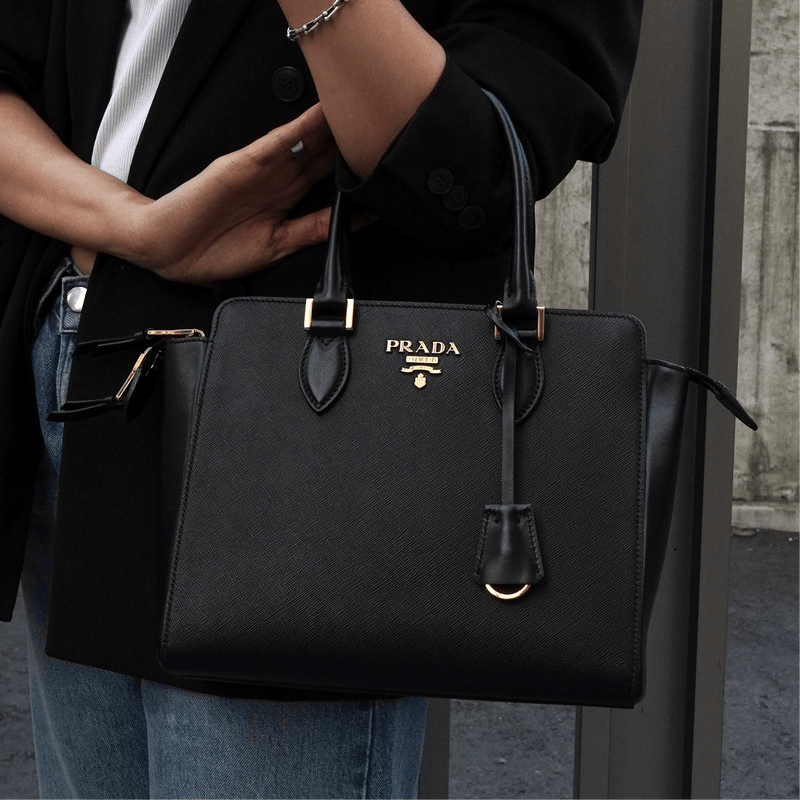 プラダ サフィアーノ レザー 2way ハンドバッグ ショルダーバッグ ブラック - NEWSED