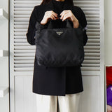 プラダ テスートナイロン / サフィアーノレザー 三角プレート 2way ハンドバッグ ショルダーバッグ ブラック - NEWSED