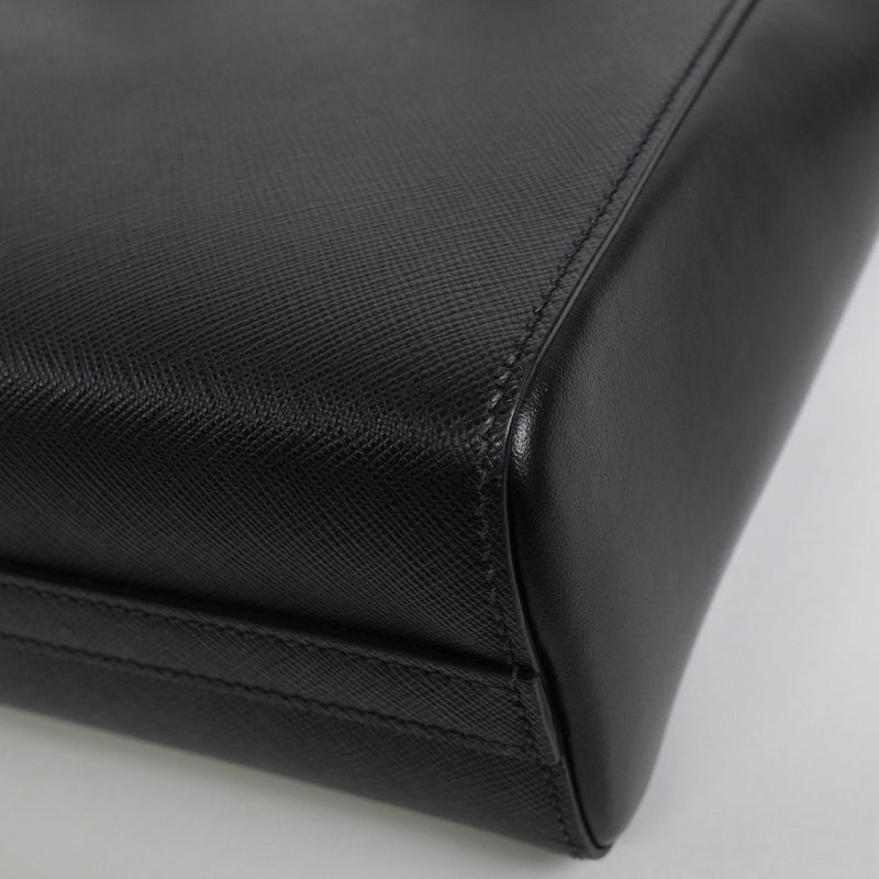 プラダ サフィアーノ レザー 2way ハンドバッグ ショルダーバッグ ブラック - NEWSED