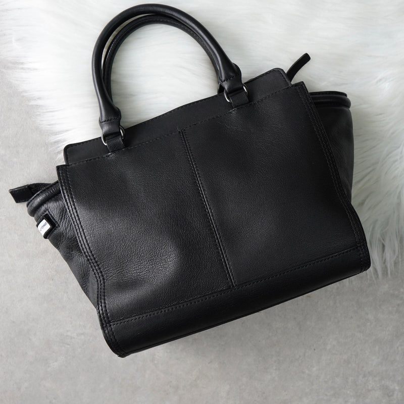 ディーゼル アイコン レザー 2way ハンドバッグ ショルダーバッグ ブラック - NEWSED