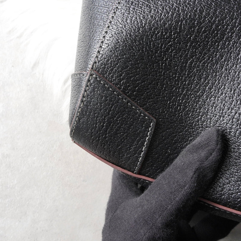 ヴィヴィアン ウエストウッド オーブ レザー 2way ハンドバッグ ショルダーバッグ ブラック - NEWSED