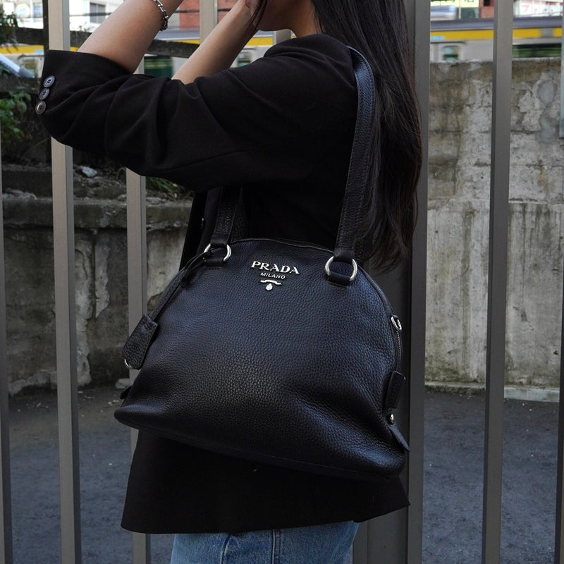 プラダ サフィアーノ レザー 2way トートバッグ ショルダーバッグ ブラック - NEWSED