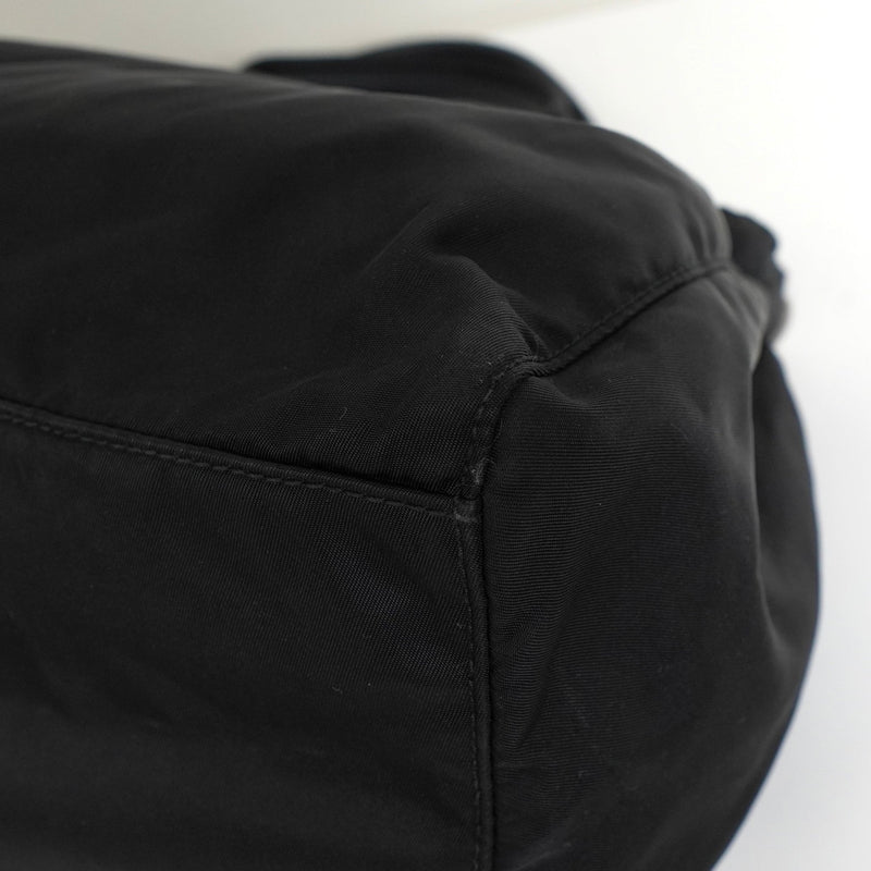 プラダ テスート ポコノ ナイロン トライアングルロゴ ギャザー 2way ハンドバッグ ショルダーバッグ ブラック - NEWSED