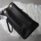 プラダ サフィアーノ レザー 三角プレート 2WAY ハンドバッグ ショルダーバッグ ブラック - NEWSED