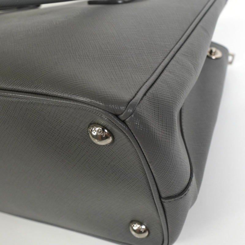 プラダ ガレリア サフィアーノレザー 2way ハンドバッグ ショルダーバッグ グレー - NEWSED