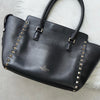 Valentino Garavani Rockstud 黑色皮革两用手提包/单肩包